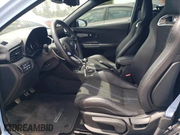 2021 Hyundai Veloster z VIN KMHT36AH5MU009363, wystawiony jako Copart lot #54372415 z przebiegiem 71 941 mil mil oraz Szkoda całkowita • Salvage title. Historia ofert i sprzedaży dostępna na DreamBid. Obrazek 7.