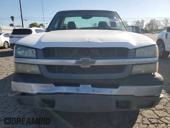 2005 Chevrolet Silverado 1500 z VIN 1GCEC14V85Z152121, wystawiony jako Copart lot #49005945 z przebiegiem 323 251 mil mil oraz Szkoda całkowita • Salvage title. Historia ofert i sprzedaży dostępna na DreamBid. Obrazek 5.