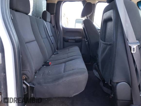 2011 Chevrolet Silverado 2500HD Work Truck с VIN 1GC2KVC84BZ122702, выставлен на аукционе Copart как лот 50757765 с пробегом 288 818 миль миль и Списание • Salvage title. История ставок и продаж доступна на DreamBid. Изображение 10.