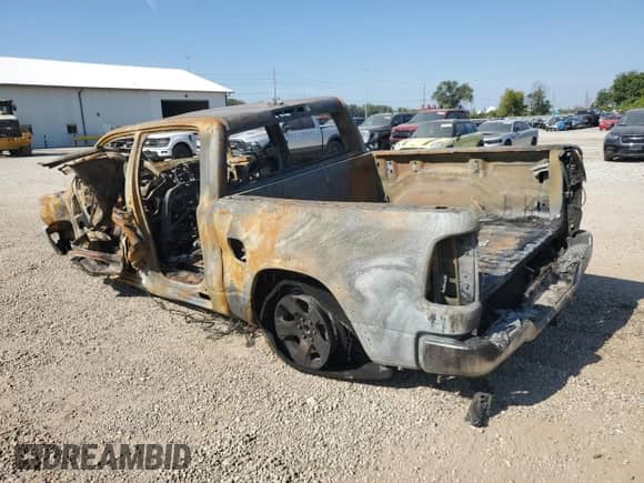 2025 Ram 1500 Big Horn z VIN 1C6RRFFG0SN632644, wystawiony jako Copart lot #84196145 z przebiegiem Nie podano mil oraz Szkoda całkowita • Salvage title. Historia ofert i sprzedaży dostępna na DreamBid. Obrazek 2.