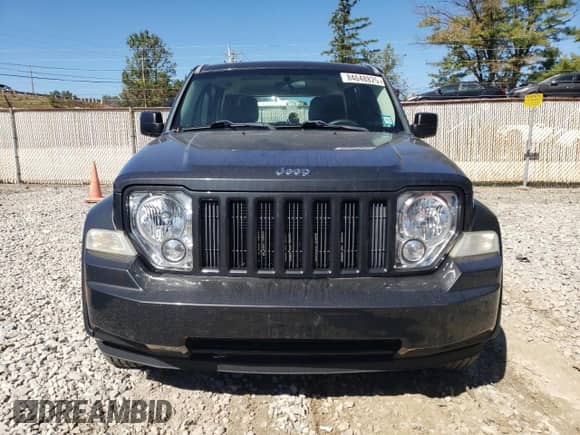 2011 Jeep Liberty Sport с VIN 1J4PN2GK6BW509538, выставлен на аукционе Copart как лот 84648825 с пробегом 143 172 миль миль и Чистый • Clean title. История ставок и продаж доступна на DreamBid. Изображение 5.