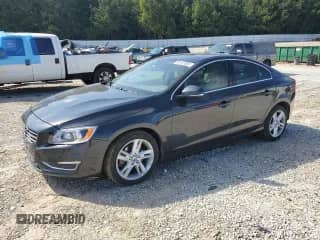 2015 Volvo S60 T5 Drive-E Premier с VIN YV140MFK0F1352395, выставлен на аукционе Copart как лот 80151995 с пробегом 152 034 миль миль и Списание • Salvage title. История ставок и продаж доступна на DreamBid. Изображение 1.