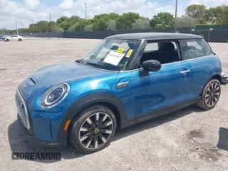 2024 MINI Hardtop Cooper SE with VIN WMW13DJ00R2V90507, listed as a IAAI auction lot 42125267 with 2,576 mi miles and . Bid and sale history available at DreamBid. Image 2.