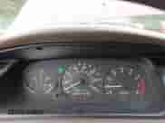 1997 Toyota Camry LE z VIN 4T1BF22K8VU005878, wystawiony jako IAAI lot #42447380 z przebiegiem 180 256 mil mil oraz . Historia ofert i sprzedaży dostępna na DreamBid. Obrazek 7.