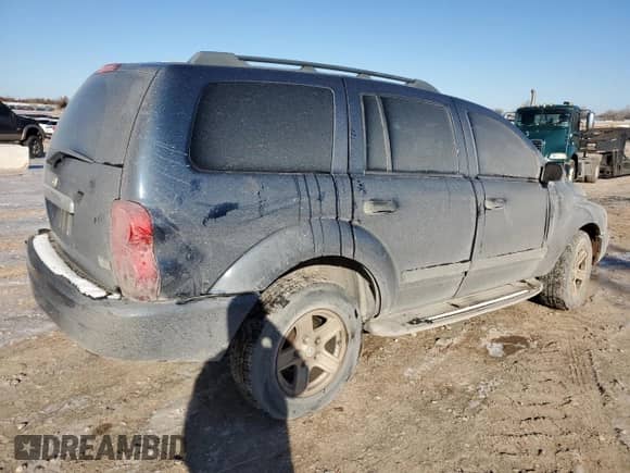 2005 Dodge Durango SLT z VIN 1D4HD48D45F509957, wystawiony jako Copart lot #45083915 z przebiegiem 334 568 mil mil oraz Szkoda całkowita • Salvage title. Historia ofert i sprzedaży dostępna na DreamBid. Obrazek 3.