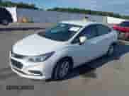 2018 Chevrolet Cruze LS с VIN 1G1BC5SM4J7214827, выставлен на аукционе IAAI как лот 43087274 с пробегом 97 661 миль миль и . История ставок и продаж доступна на DreamBid. Изображение 18.