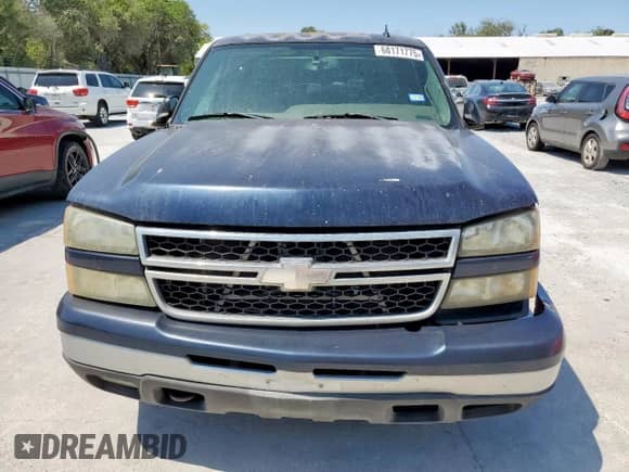 2006 Chevrolet Silverado 1500 LT3 with VIN 2GCEC13T661102537, listed as a Copart auction lot 68171775 with 211,101 mi miles and Clean title. Bid and sale history available at DreamBid. Image 5.