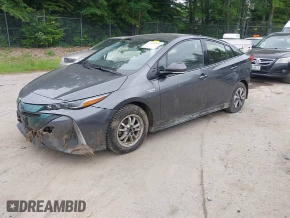 2018 Toyota Prius Plus z VIN JTDKARFP7J3083814, wystawiony jako IAAI lot #42511795 z przebiegiem 138 255 mil mil oraz . Historia ofert i sprzedaży dostępna na DreamBid. Obrazek 18.