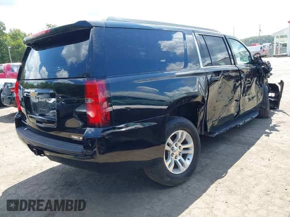 2017 Chevrolet Suburban LT с VIN 1GNSKHKC1HR386967, выставлен на аукционе IAAI как лот 43114547 с пробегом 90 351 миль миль и . История ставок и продаж доступна на DreamBid. Изображение 4.