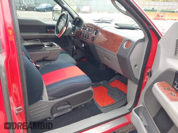 2006 Ford F-150 XL with VIN 1FTPX12V26NB38739, listed as a IAAI auction lot 43522337 with 164,779 mi miles and . Bid and sale history available at DreamBid. Image 5.