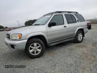 2002 Nissan Pathfinder SE z VIN JN8DR09Y62W733996, wystawiony jako Copart lot #71295015 z przebiegiem 136 176 mil mil oraz Czysty tytuł • Clean title. Historia ofert i sprzedaży dostępna na DreamBid. Obrazek 1.