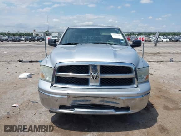 2010 Dodge 1500 SLT z VIN 1D7RB1GP4AS160081, wystawiony jako IAAI lot #42352840 z przebiegiem 210 688 mil mil oraz . Historia ofert i sprzedaży dostępna na DreamBid. Obrazek 12.