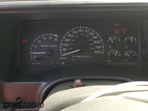 1998 Chevrolet Tahoe с VIN 1GNEK13R3WR110598, выставлен на аукционе Copart как лот 72327974 с пробегом 201 313 миль миль и Списание • Salvage title. История ставок и продаж доступна на DreamBid. Изображение 9.