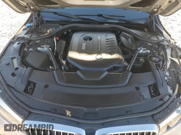 2017 BMW 7 Series 740i xDrive with VIN WBA7E4C58HGU99595, listed as a Copart auction lot 47221875 with 107,419 mi miles and Salvage title. Bid and sale history available at DreamBid. Image 11.