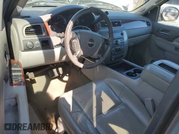 2010 GMC Sierra 1500 with VIN 1GTSCWE04AZ221013, listed as a Copart auction lot 46502985 with 232,338 mi miles and Salvage title. Bid and sale history available at DreamBid. Image 8.