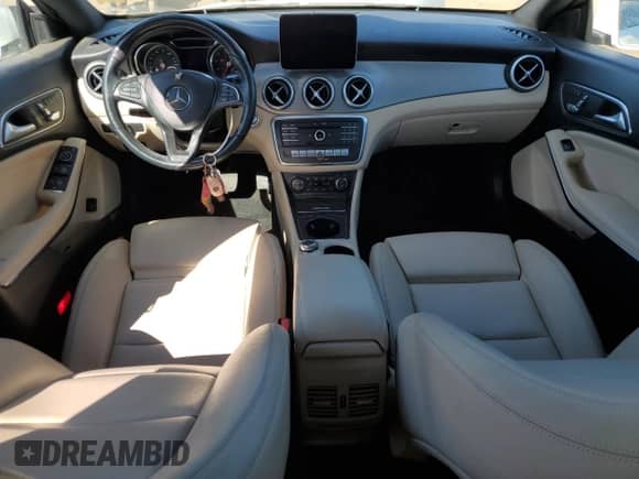 2019 Mercedes-Benz CLA 250 с VIN WDDSJ4EB1KN724251, выставлен на аукционе Copart как лот 65739445 с пробегом 41 665 миль миль и Списание • Salvage title. История ставок и продаж доступна на DreamBid. Изображение 8.