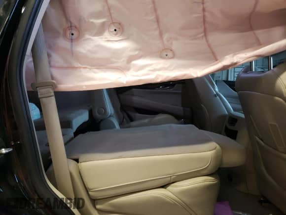 2020 Cadillac Escalade Luxury с VIN 1GYS4BKJ5LR200963, выставлен на аукционе Copart как лот 67044794 с пробегом 58 363 миль миль и Списание • Salvage title. История ставок и продаж доступна на DreamBid. Изображение 11.