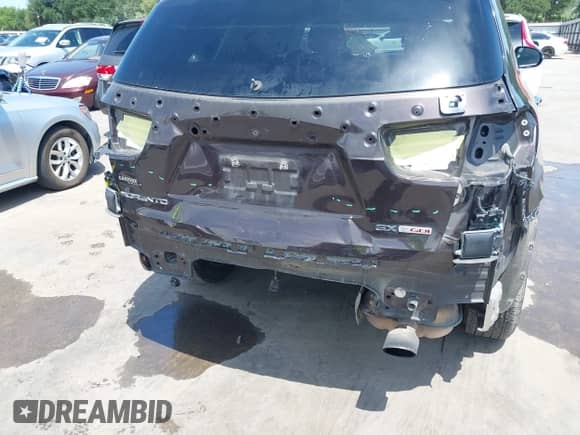 2016 Kia Sorento EX with VIN 5XYPH4A14GG145181, listed as a IAAI auction lot 42333687 with 140,787 mi miles and . Bid and sale history available at DreamBid. Image 6.