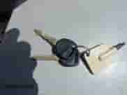 1999 Saturn SL z VIN 1G8ZK5274XZ351289, wystawiony jako IAAI lot #41734679 z przebiegiem 140 006 mil mil oraz . Historia ofert i sprzedaży dostępna na DreamBid. Obrazek 11.