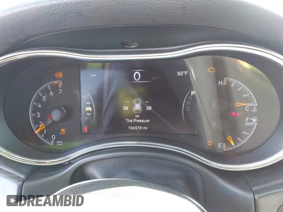 2020 Jeep Grand Cherokee Laredo E с VIN 1C4RJEAG1LC439529, выставлен на аукционе IAAI как лот 43363428 с пробегом 104 378 миль миль и . История ставок и продаж доступна на DreamBid. Изображение 7.
