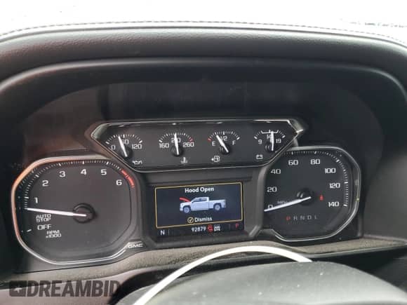 2020 GMC Sierra 1500 Elevation with VIN 3GTU9CED9LG427505, listed as a Copart auction lot 67726785 with 92,879 mi miles and Salvage title. Bid and sale history available at DreamBid. Image 9.