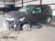 2019 Jeep Compass Latitude с VIN 3C4NJDBB2KT792361, выставлен на аукционе IAAI как лот 42898036 с пробегом Не указан миль и . История ставок и продаж доступна на DreamBid. Изображение 16.