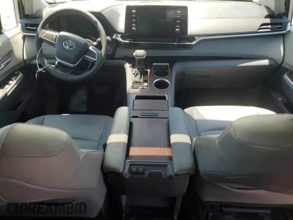 2023 Toyota Sienna XLE z VIN 5TDYSKFC3PS098717, wystawiony jako Copart lot #66670995 z przebiegiem 23 280 mil mil oraz Szkoda całkowita • Salvage title. Historia ofert i sprzedaży dostępna na DreamBid. Obrazek 8.