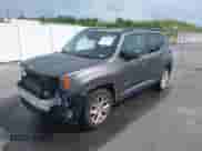 2017 Jeep Renegade Latitude с VIN ZACCJABB7HPF85356, выставлен на аукционе IAAI как лот 43229415 с пробегом 138 236 миль миль и . История ставок и продаж доступна на DreamBid. Изображение 2.