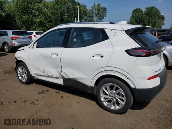2023 Chevrolet Bolt EUV LT with VIN 1G1FY6S06P4136597, listed as a Copart auction lot 65970315 with 6,133 mi miles and Salvage title. Bid and sale history available at DreamBid. Image 2.