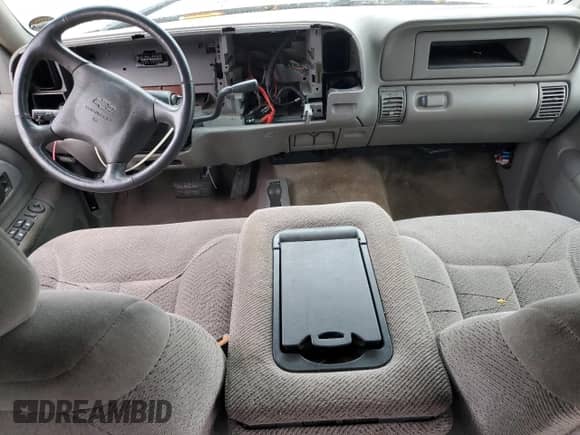 2000 Chevrolet Silverado 3500 с VIN 1GCHK33J3YF436188, выставлен на аукционе Copart как лот 88408045 с пробегом Не указан миль и Списание • Salvage title. История ставок и продаж доступна на DreamBid. Изображение 8.