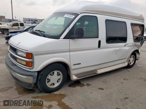 1999 Chevrolet Express с VIN 1GBFG15R5X1047259, выставлен на аукционе Copart как лот 57612635 с пробегом 115 058 миль миль и Списание • Salvage title. История ставок и продаж доступна на DreamBid. Изображение 1.