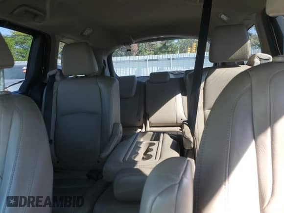 2019 Honda Odyssey EX-L with VIN 5FNRL6H77KB075995, listed as a Copart auction lot 84889805 with 94,192 mi miles and Salvage title. Bid and sale history available at DreamBid. Image 10.