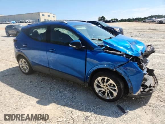 2022 Chevrolet Bolt EUV LT z VIN 1G1FY6S00N4106850, wystawiony jako Copart lot #71030465 z przebiegiem Nie podano mil oraz Szkoda całkowita • Salvage title. Historia ofert i sprzedaży dostępna na DreamBid. Obrazek 4.
