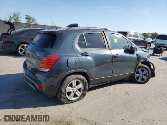 2021 Chevrolet Trax LT with VIN KL7CJPSB0MB329144, listed as a Copart auction lot 50236855 with 75,441 mi miles and Clean title. Bid and sale history available at DreamBid. Image 3.