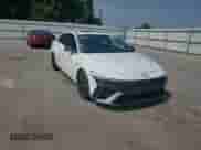 2025 Hyundai Elantra N Line z VIN KMHLR4DF8SU864245, wystawiony jako Copart lot #62666775 z przebiegiem 10 260 mil mil oraz Szkoda całkowita • Salvage title. Historia ofert i sprzedaży dostępna na DreamBid. Obrazek 13.