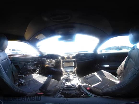 2021 Ford Mustang EcoBoost с VIN 1FATP8UH1M5123053, выставлен на аукционе IAAI как лот 42313559 с пробегом Не указан миль и . История ставок и продаж доступна на DreamBid. Изображение 18.