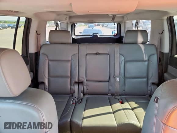 2015 Chevrolet Suburban LT с VIN 1GNSCJKC2FR676989, выставлен на аукционе Copart как лот 69505875 с пробегом 174 079 миль миль и Чистый • Clean title. История ставок и продаж доступна на DreamBid. Изображение 10.