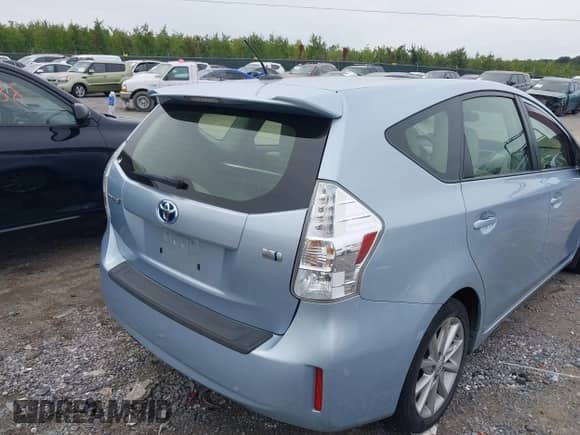 2013 Toyota Prius Three z VIN JTDZN3EU5D3206487, wystawiony jako IAAI lot #43340460 z przebiegiem 170 293 mil mil oraz . Historia ofert i sprzedaży dostępna na DreamBid. Obrazek 4.