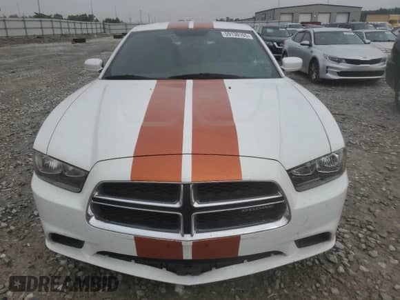 2011 Dodge Charger Rallye Plus z VIN 2B3CL3CG6BH526003, wystawiony jako Copart lot #59130165 z przebiegiem 198 449 mil mil oraz Szkoda całkowita • Salvage title. Historia ofert i sprzedaży dostępna na DreamBid. Obrazek 5.