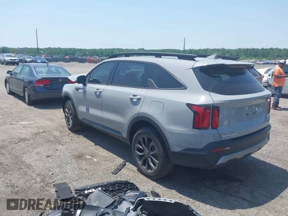 2023 Kia Sorento X-Line SX Prestige with VIN 5XYRKDLF1PG251669, listed as a IAAI auction lot 42343406 with 15,000 mi miles and . Bid and sale history available at DreamBid. Image 3.
