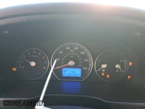 2012 Hyundai Santa Fe GLS с VIN 5XYZG4AG8CG152144, выставлен на аукционе Copart как лот 86626055 с пробегом 122 220 миль миль и На запчасти • Non repairable. История ставок и продаж доступна на DreamBid. Изображение 9.