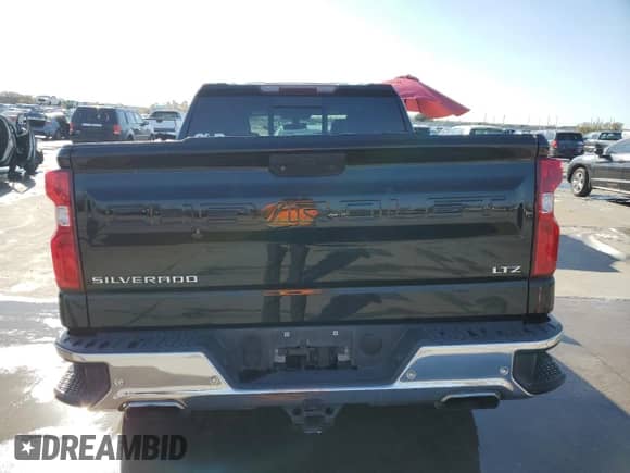 2020 Chevrolet Silverado 1500 LTZ с VIN 3GCUYGED3LG294282, выставлен на аукционе Copart как лот 84797394 с пробегом Не указан миль и Списание • Salvage title. История ставок и продаж доступна на DreamBid. Изображение 6.