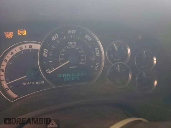 2002 Cadillac Escalade с VIN 1GYEC63T82R146533, выставлен на аукционе Copart как лот 60111775 с пробегом 263 575 миль миль и Списание • Salvage title. История ставок и продаж доступна на DreamBid. Изображение 9.