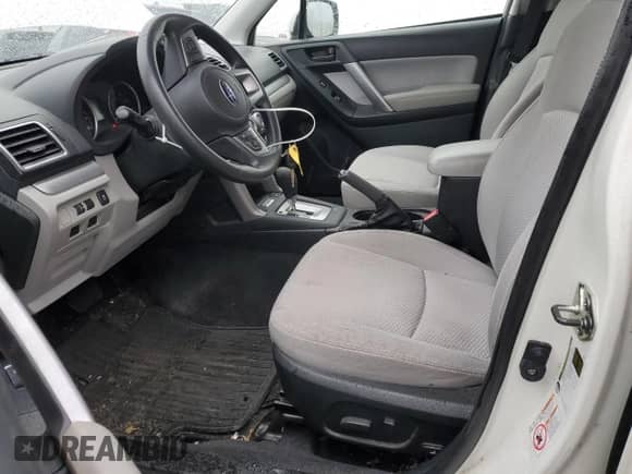 2018 Subaru Forester Premium z VIN JF2SJAEC5JH489658, wystawiony jako Copart lot #89795605 z przebiegiem 51 479 mil mil oraz Szkoda całkowita • Salvage title. Historia ofert i sprzedaży dostępna na DreamBid. Obrazek 7.