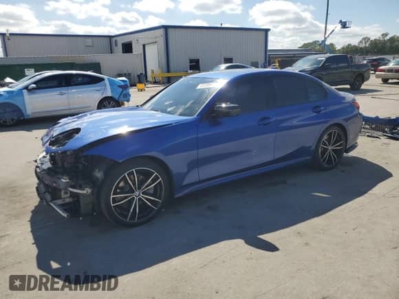 2019 BMW 3 Series 330i with VIN WBA5R1C5XKAE81350, listed as a Copart auction lot 87209195 with 47,844 mi miles and Non repairable. Bid and sale history available at DreamBid. Image 1.