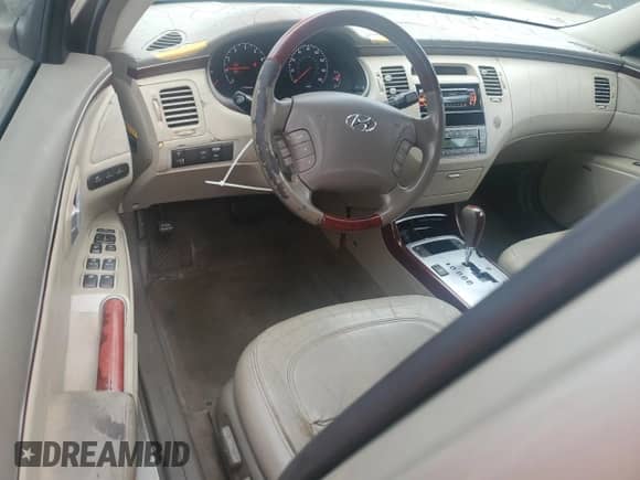 2008 Hyundai Azera Limited with VIN KMHFC46F58A332098, listed as a Copart auction lot 69912545 with Not provided miles and Salvage title. Bid and sale history available at DreamBid. Image 8.