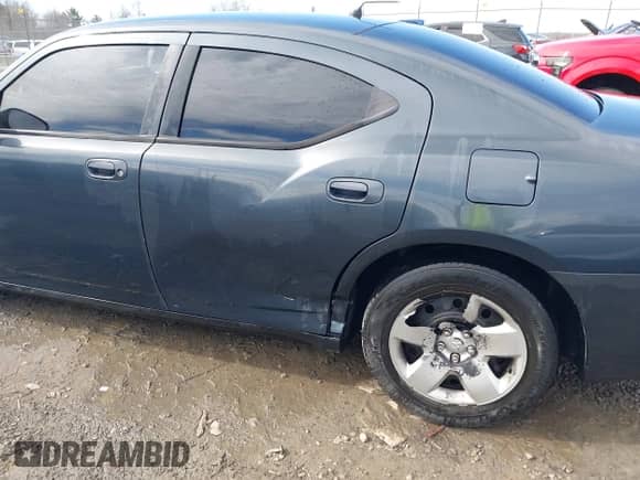 2008 Dodge Charger with VIN 2B3LA43R18H209624, listed as a IAAI auction lot 41760156 with 154,605 mi miles and . Bid and sale history available at DreamBid. Image 6.