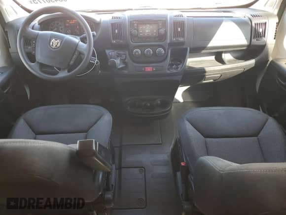 2017 Ram ProMaster Cargo с VIN 3C6TRVNG0HE549052, выставлен на аукционе Copart как лот 86490775 с пробегом 109 484 миль миль и Списание • Salvage title. История ставок и продаж доступна на DreamBid. Изображение 8.