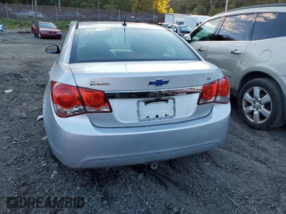 2013 Chevrolet Cruze LT with VIN 1G1PK5SB5D7289144, listed as a Copart auction lot 87047565 with 149,596 mi miles and Salvage title. Bid and sale history available at DreamBid. Image 6.