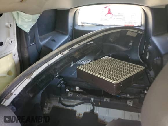 2009 Chevrolet HHR LS с VIN 3GCCA85B49S591295, выставлен на аукционе Copart как лот 71125514 с пробегом Не указан миль и Списание • Salvage title. История ставок и продаж доступна на DreamBid. Изображение 10.